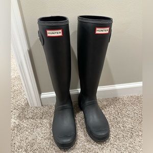Hunter Tall Rain Boot